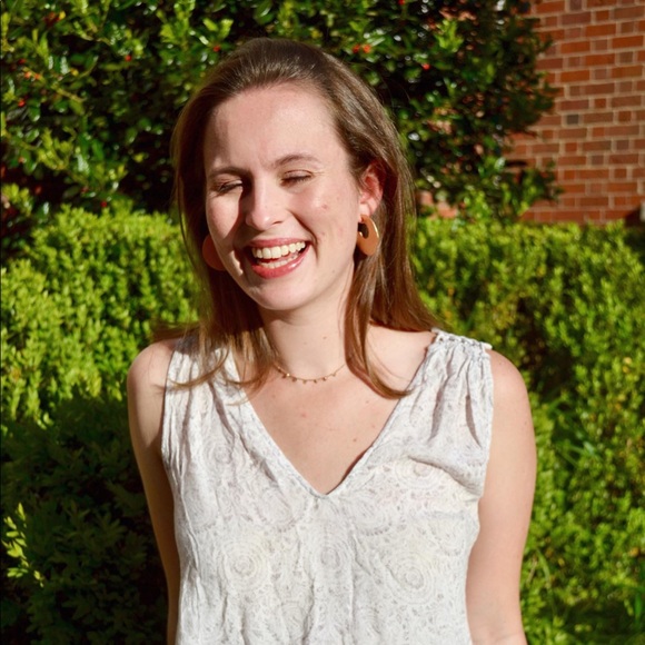 Meet your Posher, Josie - Picture 4 of 5